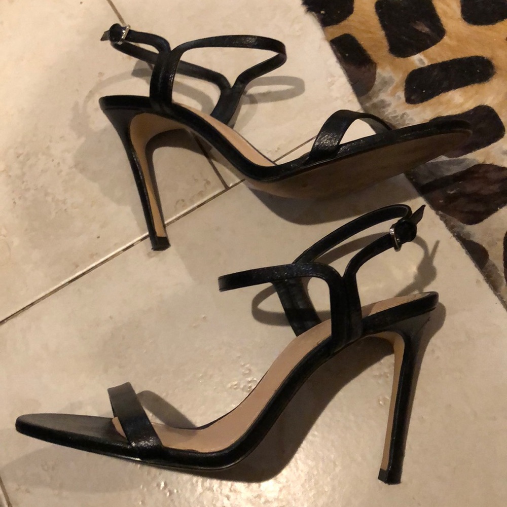 Zara sandals!! - Picture 3 of 6